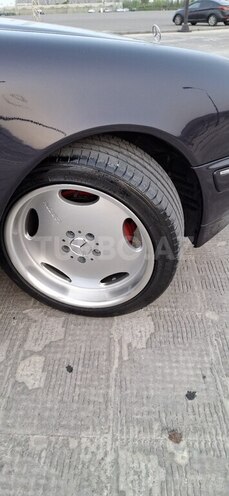 Mercedes E 240 2000, 380,000 km - 2.4 l - Bakı