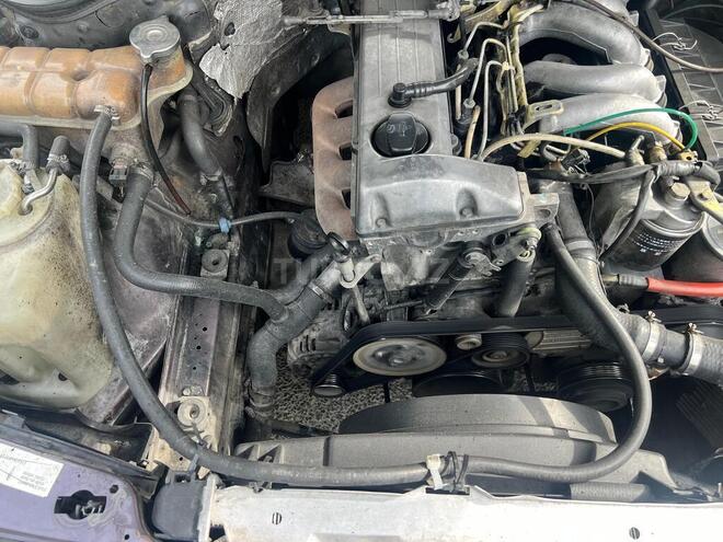 Mercedes E 200 d 1993, 568,000 km - 2.0 l - Bakı