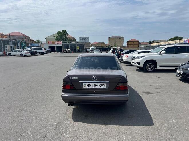 Mercedes E 200 d 1993, 568,000 km - 2.0 l - Bakı