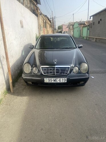 Mercedes E 270 2000, 305,000 km - 2.7 l - Bakı