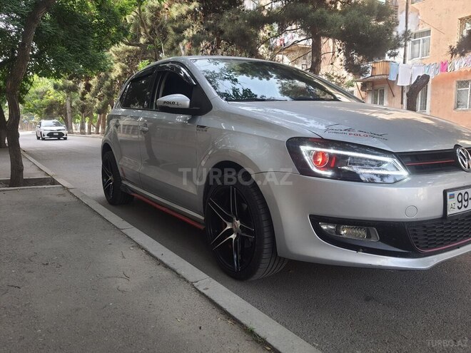 Volkswagen Polo 2010, 185,000 km - 1.4 л - Bakı