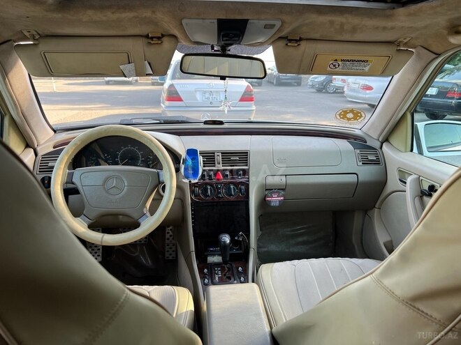 Mercedes C 230 1998, 260,000 km - 2.3 л - Gəncə