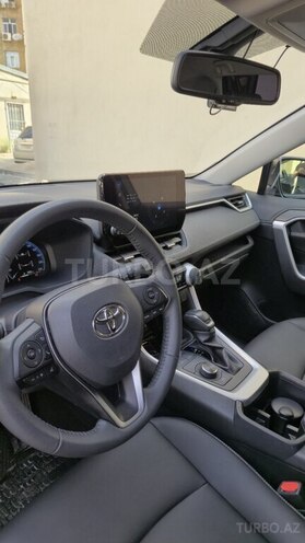 Toyota RAV4 2023, 28,000 km - 2.5 л - Bakı