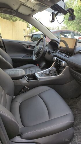 Toyota RAV4 2023, 28,000 km - 2.5 л - Bakı