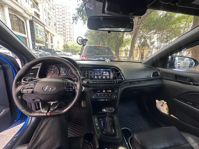 Hyundai Elantra 2018, 126,000 km - 1.6 l - Bakı