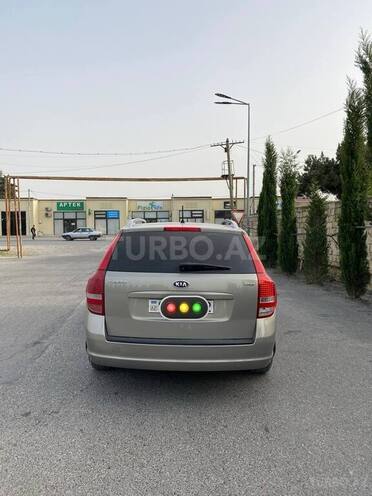 Kia  2010, 289,000 km - 1.6 l - Bakı