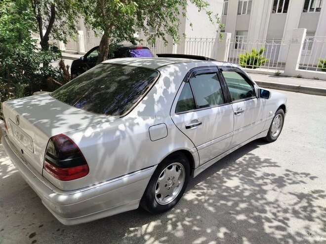 Mercedes C 180 1997, 399,899 km - 1.8 л - Bakı