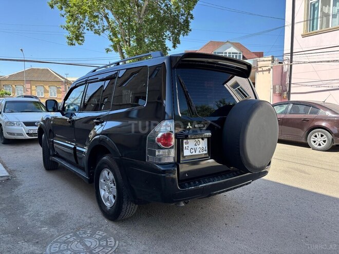 Mitsubishi Pajero 2006, 296,000 km - 3.0 л - Gəncə