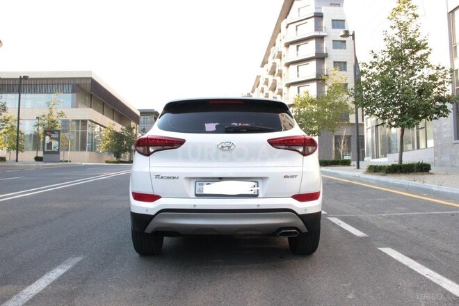 Hyundai Tucson 2016, 152,000 km - 1.7 l - Bakı