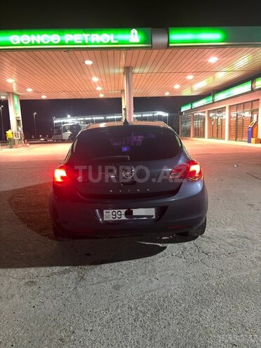 Opel Astra 2010, 295,000 km - 1.3 l - Gəncə