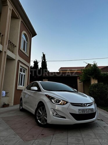 Hyundai Elantra 2015, 105,077 km - 1.8 l - Bakı