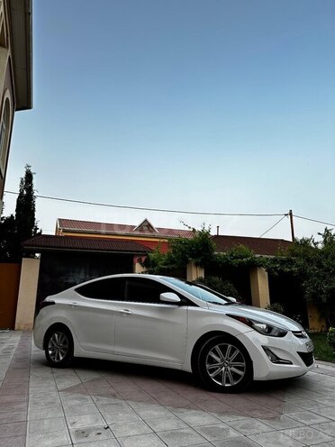 Hyundai Elantra 2015, 105,077 km - 1.8 l - Bakı