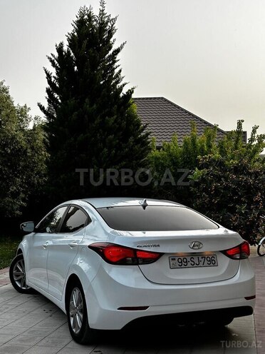 Hyundai Elantra 2015, 105,077 km - 1.8 l - Bakı