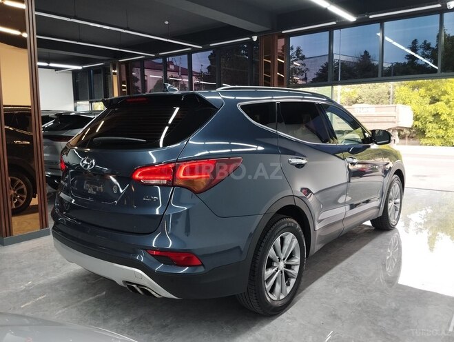 Hyundai Santa Fe 2017, 132,000 km - 2.0 л - Bakı
