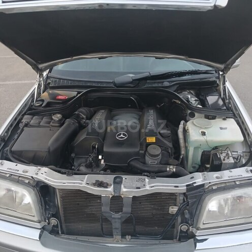 Mercedes C 280 2000, 328,128 km - 2.8 l - Ağcabədi