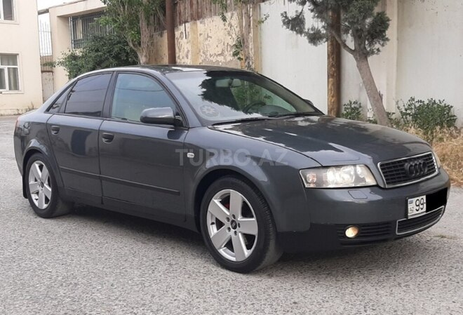 Audi A4 2003, 368,000 km - 1.8 л - Bakı