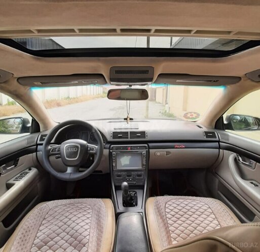Audi A4 2003, 368,000 km - 1.8 л - Bakı