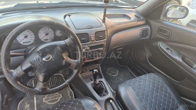 Nissan Sunny-15
