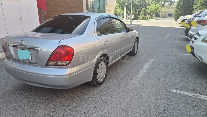 Nissan Sunny-12