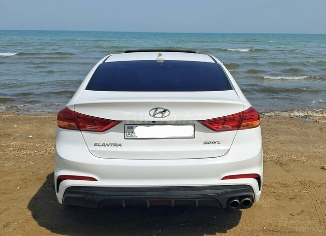 Hyundai Elantra 2018, 70,000 km - 1.6 l - Bakı