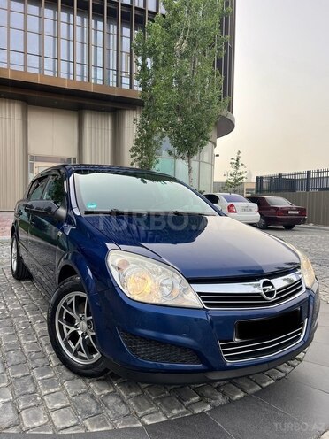 Opel Astra 2009, 241,000 km - 2.0 l - Bakı
