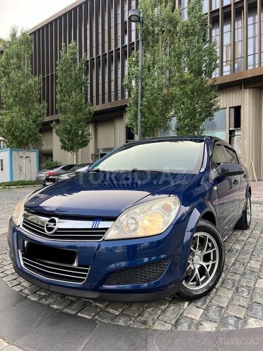 Opel Astra 2009, 241,000 km - 2.0 l - Bakı