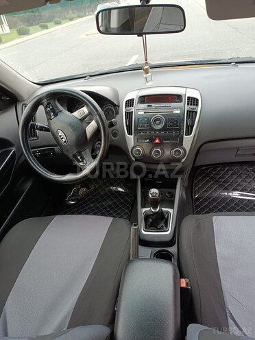 Kia  2010, 280,800 km - 1.6 l - Bakı
