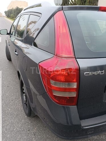Kia  2010, 280,800 km - 1.6 l - Bakı