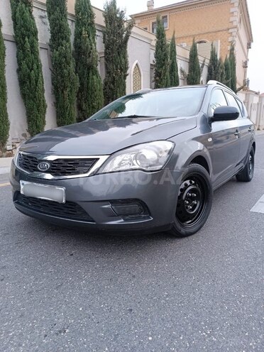 Kia  2010, 280,800 km - 1.6 l - Bakı
