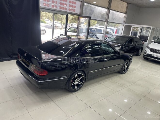 Mercedes E 320 2000, 415,000 km - 3.2 l - Sumqayıt