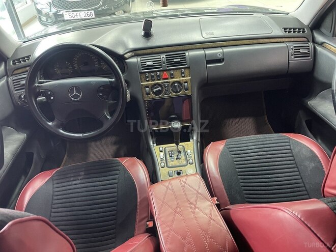 Mercedes E 320 2000, 415,000 km - 3.2 l - Sumqayıt