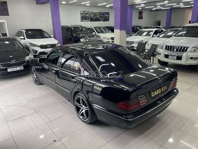 Mercedes E 320 2000, 415,000 km - 3.2 l - Sumqayıt