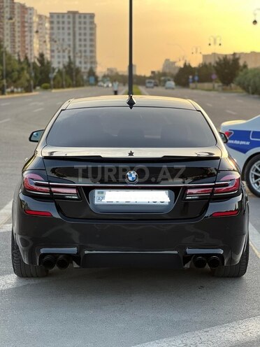 BMW 520 2015, 325,000 km - 2.0 l - Bakı