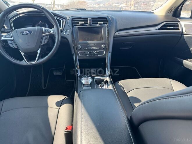 Ford Fusion (North America) 2019, 152,888 km - 1.5 л - Quba