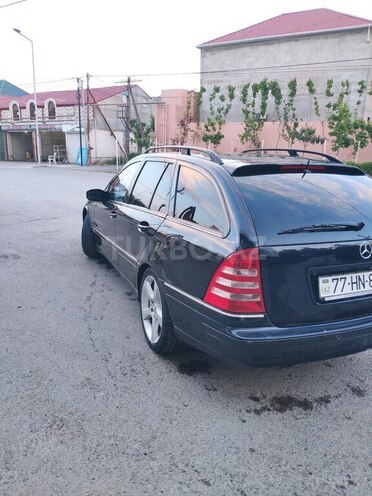 Mercedes C 220 d 2005, 330,000 km - 2.2 l - Bakı