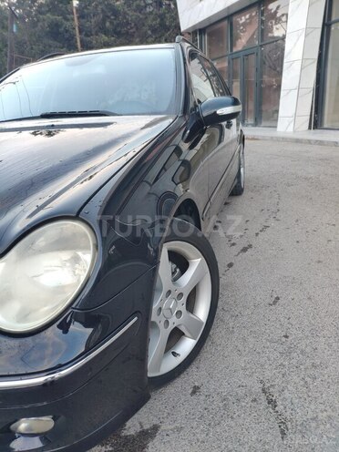 Mercedes C 220 d 2005, 330,000 km - 2.2 l - Bakı