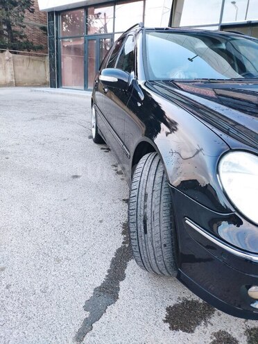 Mercedes C 220 d 2005, 330,000 km - 2.2 l - Bakı