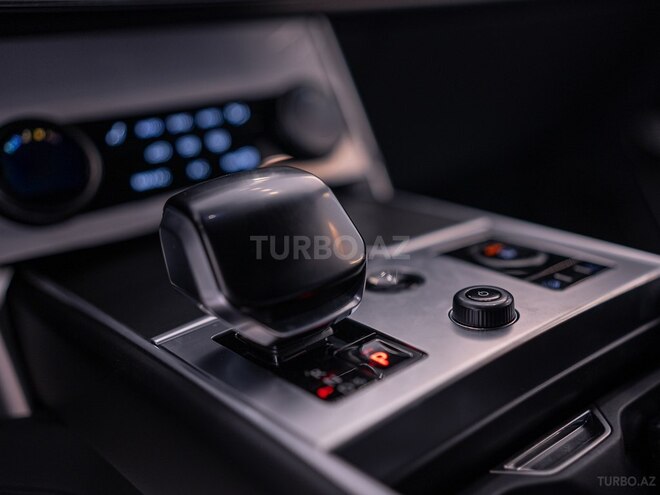 Land Rover Range Rover-15