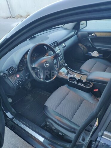 Mercedes C 220 d 2005, 330,000 km - 2.2 l - Bakı
