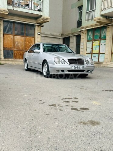 Mercedes E 270 2001, 363,000 km - 2.7 l - Bakı