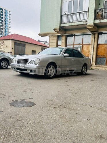 Mercedes E 270 2001, 363,000 km - 2.7 l - Bakı