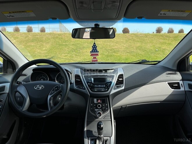 Hyundai Elantra 2015, 63,800 km - 1.8 л - Bakı