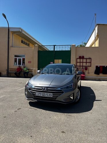 Hyundai Elantra 2019, 118,000 km - 2.0 l - Gəncə