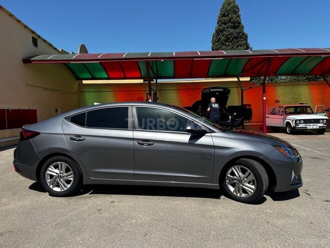 Hyundai Elantra 2019, 118,000 km - 2.0 l - Gəncə