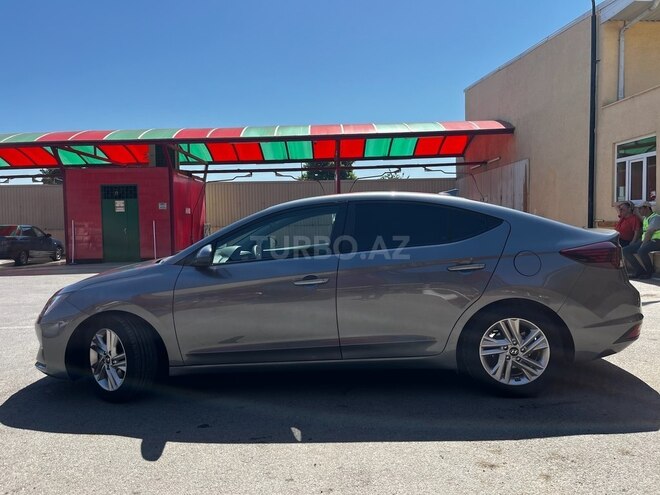 Hyundai Elantra 2019, 118,000 km - 2.0 l - Gəncə