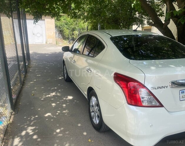 Nissan Sunny 2014, 240,000 km - 1.5 l - Bakı