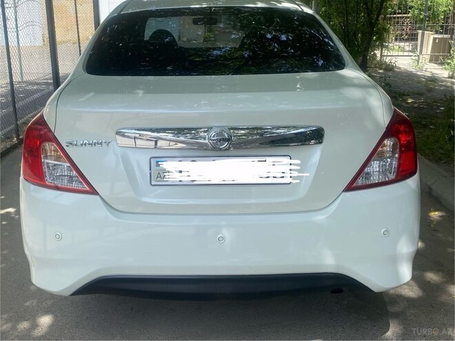 Nissan Sunny 2014, 240,000 km - 1.5 l - Bakı
