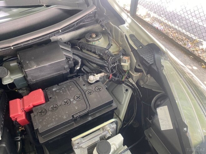 Nissan Sunny 2014, 240,000 km - 1.5 l - Bakı