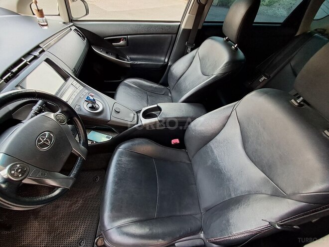 Toyota Prius 2013, 305,775 km - 1.8 л - Bakı