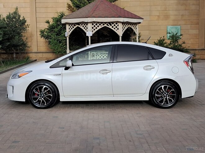 Toyota Prius 2013, 305,775 km - 1.8 л - Bakı